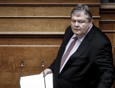 Ευ. Βενιζέλος: «Τρία σημαντικά προβλήματα στη συμφωνία Τσίπρα-Ζάεφ»